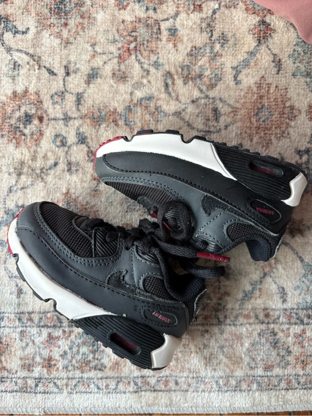 6C Nike Toddler Black & Maroon Air Max Lace Up Sneakers